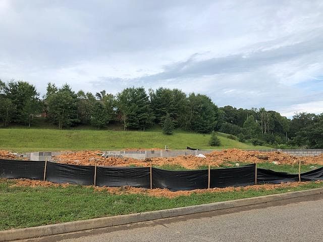 2nd image of LOT 215 Round Hill Ln