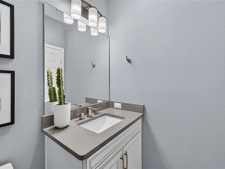 3324 Buoy Cir — Photo 47