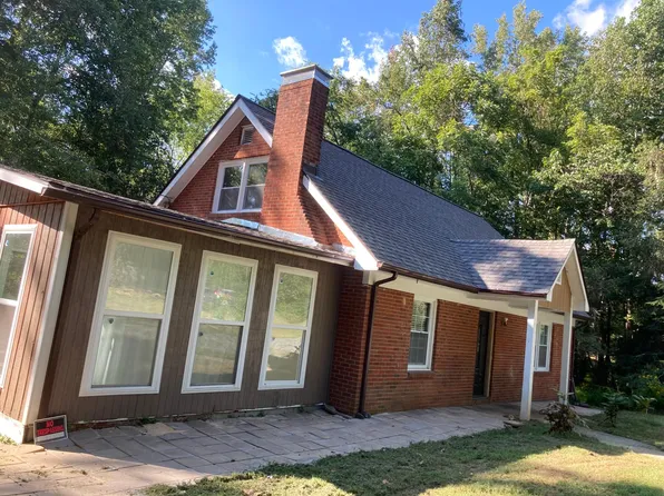 900 Sesame Rd, Chapel Hill, NC 27516