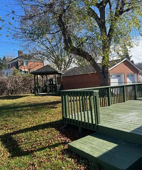 416 Carter Blvd — Photo 14