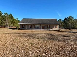 6810 Bluebird Rd, Metter, GA 30439