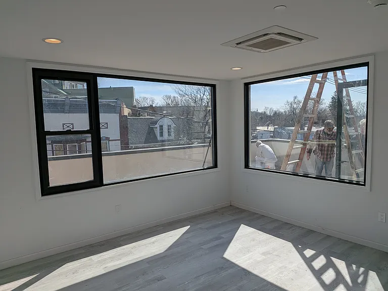 51 Main St #1 — Photo 24