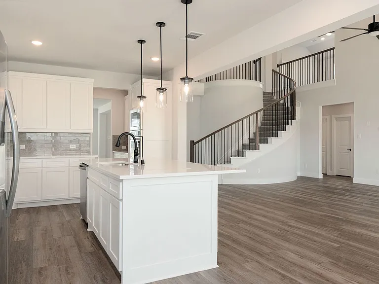 1609 Whisperwood Way — Photo 18