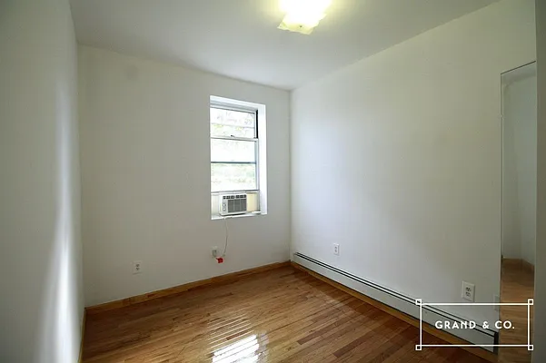 Rented by Grand & Co. | media 4