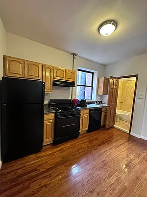 Rented by Aimee Grodanz, LREB | media 6