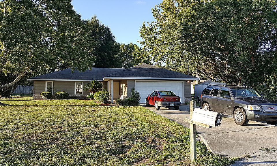 2nd image of 4 Almond Trail Way