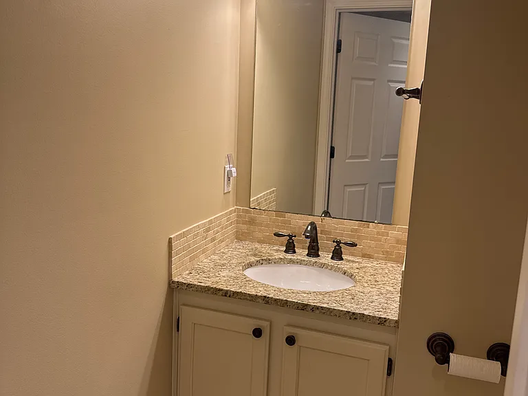 3313 Park Ridge Ln NE — Photo 14