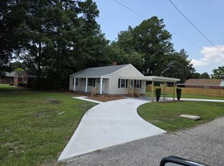 811 N Orange Ave, Dunn, NC 28334