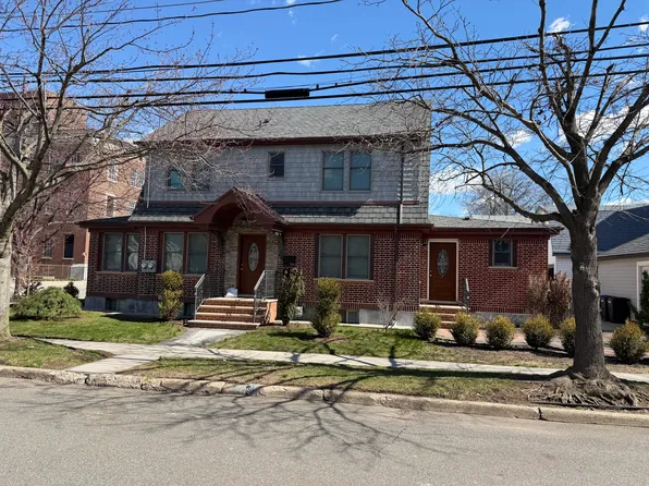 146 Lowell Ave #1, Floral Park, NY 11001