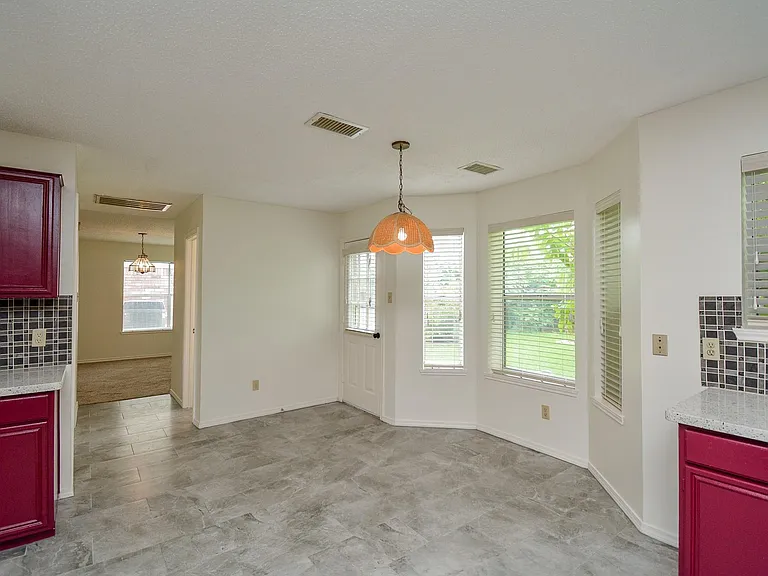 2314 Bent River Dr — Photo 9