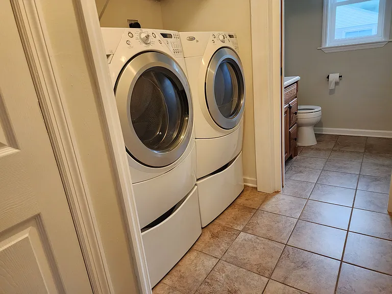 1 Circle Dr — Photo 8