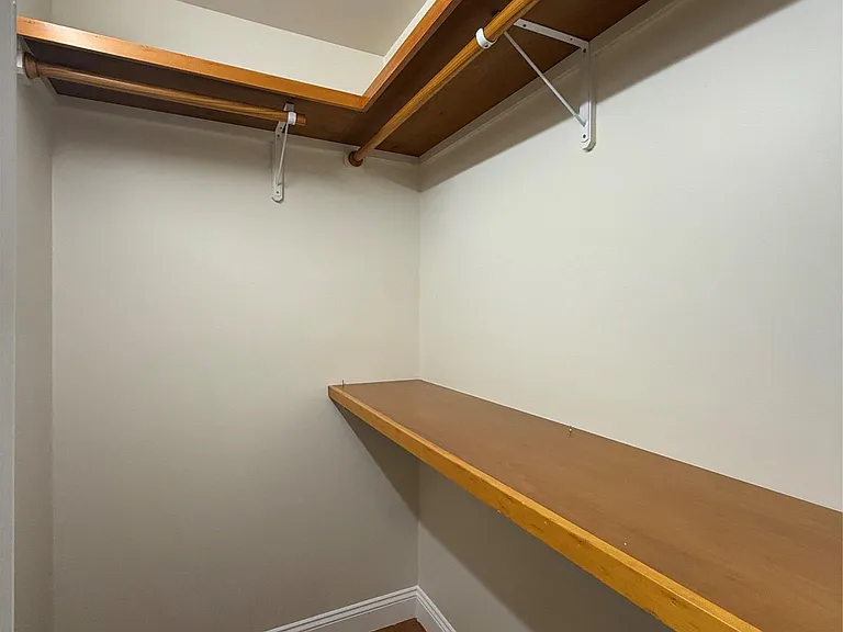 5 Brandreth St #2A — Photo 16