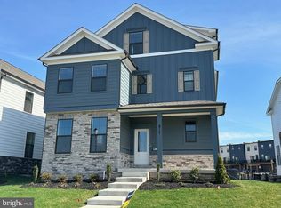 817 Foundry St, Frederick, MD 21701