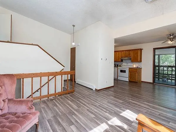 2412 1/2 Hidden Valley Dr #2 — Photo 5