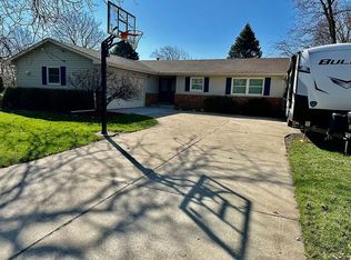 3904 E Engel Dr, Valparaiso, IN 46383
