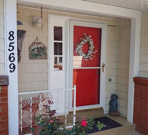 2nd image of 8569 Cranberry Ln NW