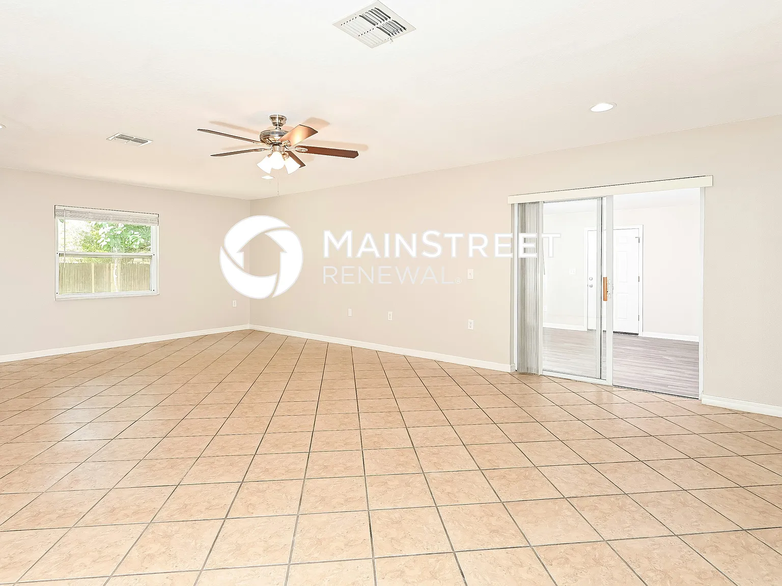 436 Pomona Dr — Photo 2