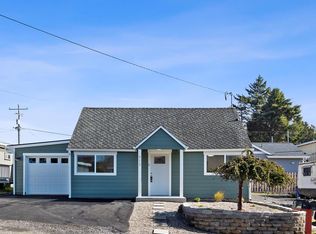 312 SE Neptune Ave, Lincoln City, OR 97367