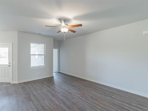 5th image of 5160 Bluestem Ave