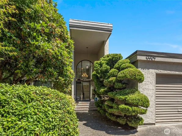 3650 26th Place W #202A, Seattle, WA 98199