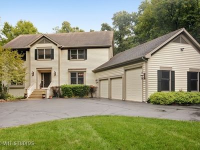 8 Burning Oak Trl, Barrington, IL, 60010