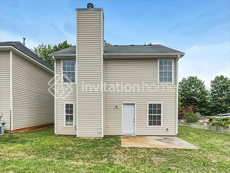 345 Barshay Dr — Photo 1