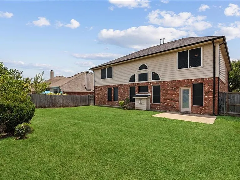 708 San Antonio Trl — Photo 36