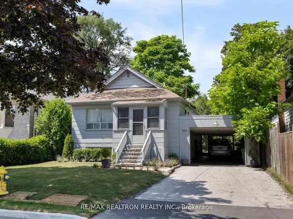 598 Coldstream Ave, Toronto, ON M6B 2L2