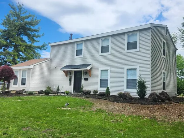 6 Cherrywood Dr, Clementon, NJ 08021