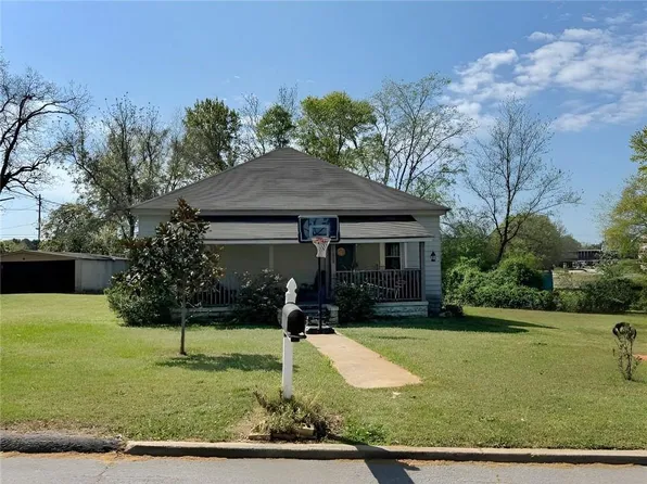 5158 Wheat St NE, Covington, GA 30014