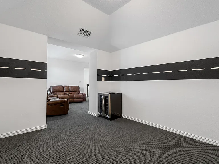 1330 Viridian Park Ln — Photo 31