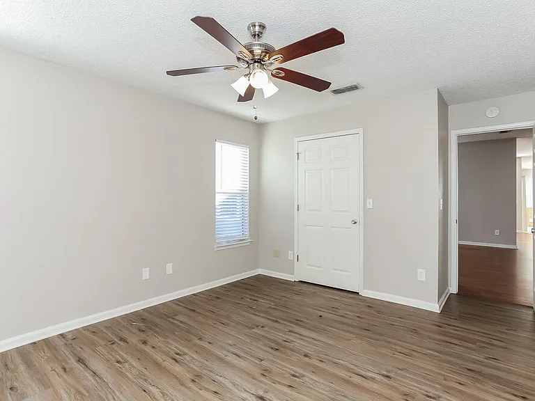 12327 Sondra Cove Ct — Photo 9