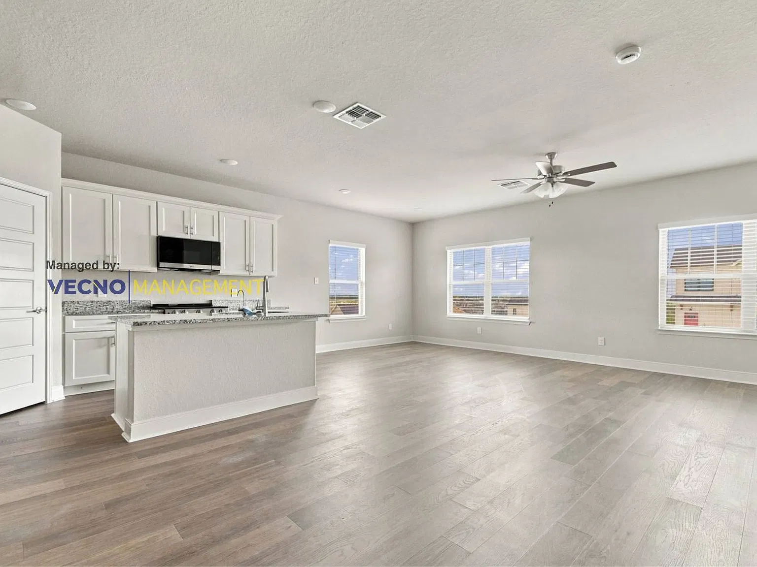 2 bed, 2.0 bath, 1109 sqft, $1,650 — Photo 3