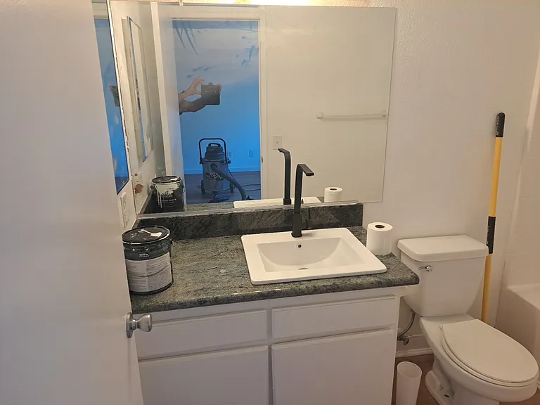 555 Sioux Dr #D — Photo 8