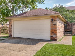 702 Pebble Beach Dr, Garland, TX 75043