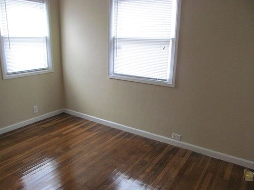 4th image of 4216 Silver Ln