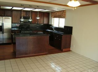 226 E Scott St, Rialto, CA 92376