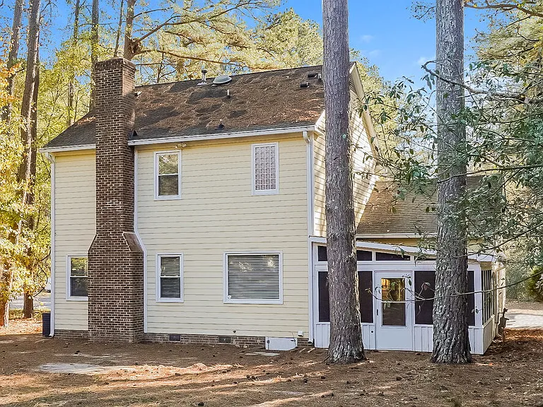 1608 Maybrook Dr — Photo 17