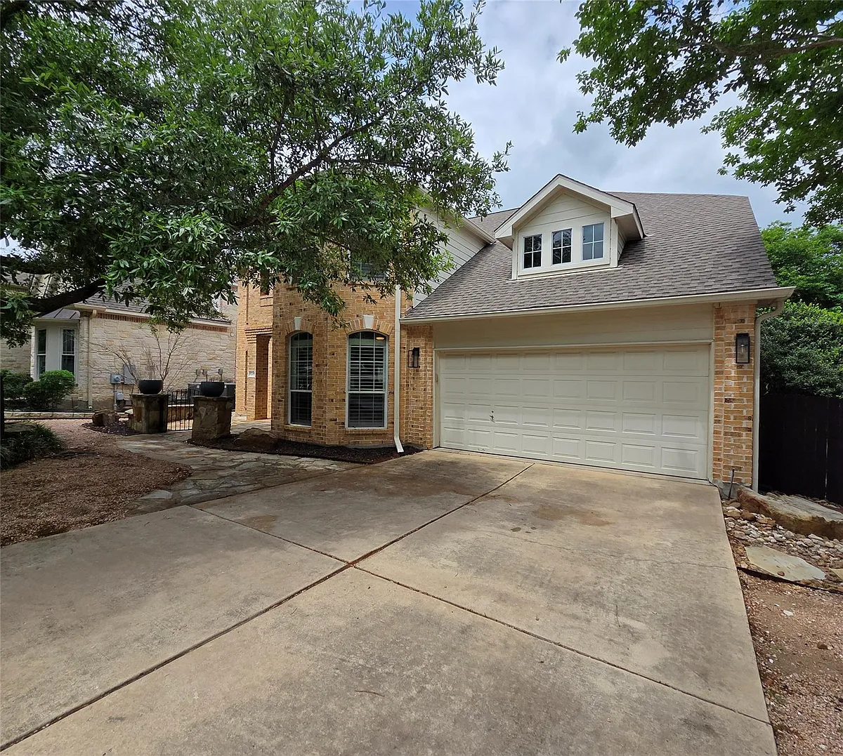Building Photo - 8208 Endeavor Cir