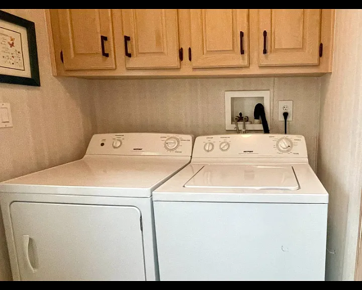 6812 Coconut Grove Cir — Photo 16