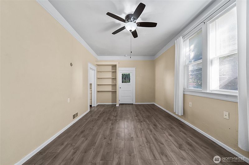 3rd image of 5019 N 46TH Street