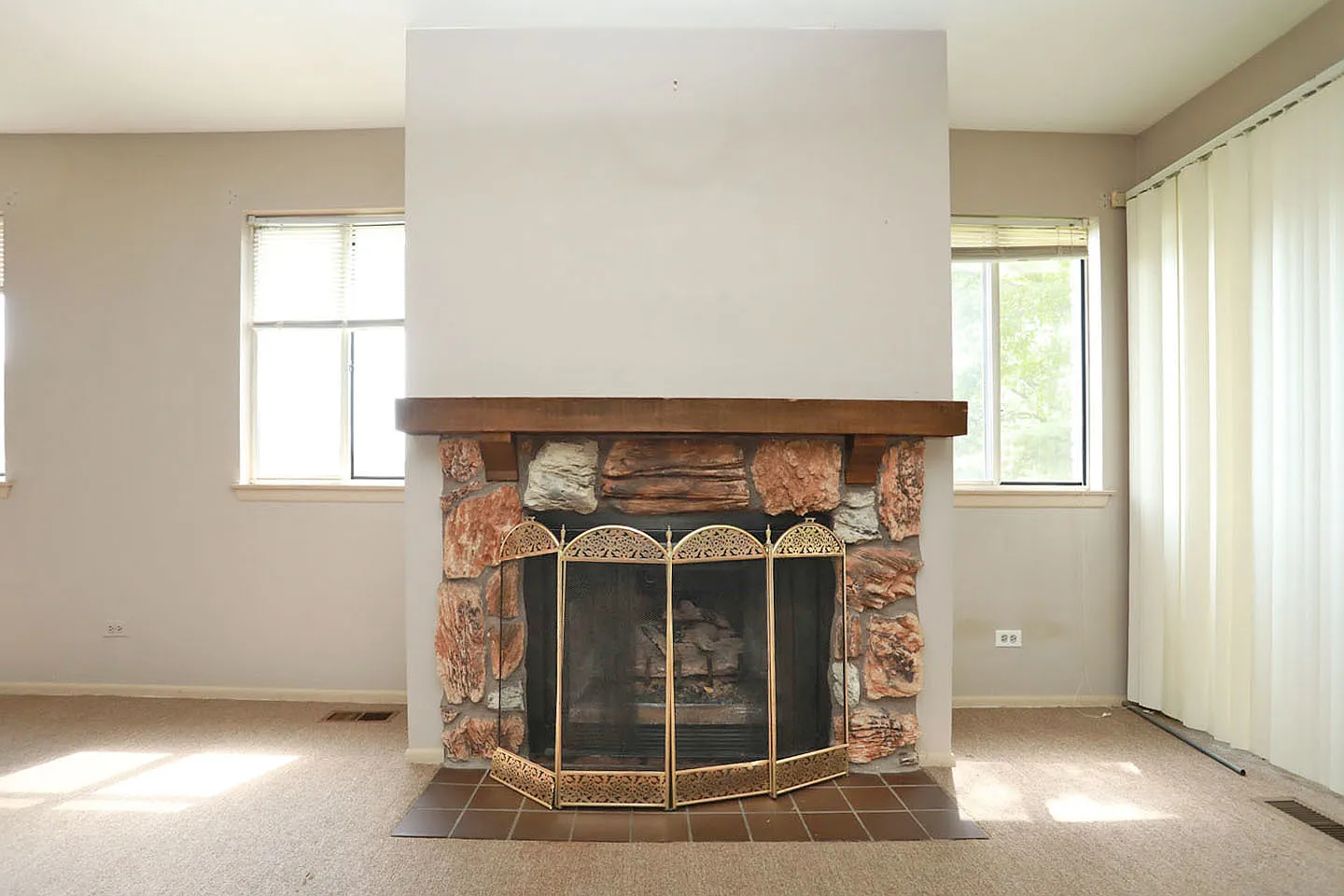 2 bed, 1000 sqft, $2,195 — Photo 3