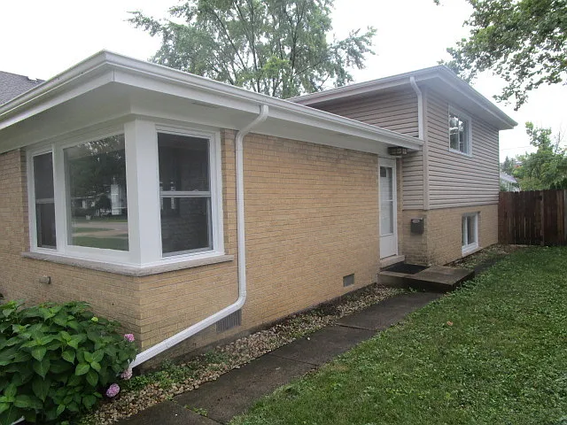 1065 Greenview Ave photo 1