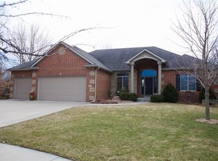 2214 SW Ridgeway Ct, Ankeny, IA 50023
