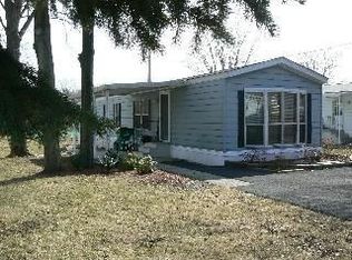 17 Scribo Ln, Wappingers Falls, NY 12590