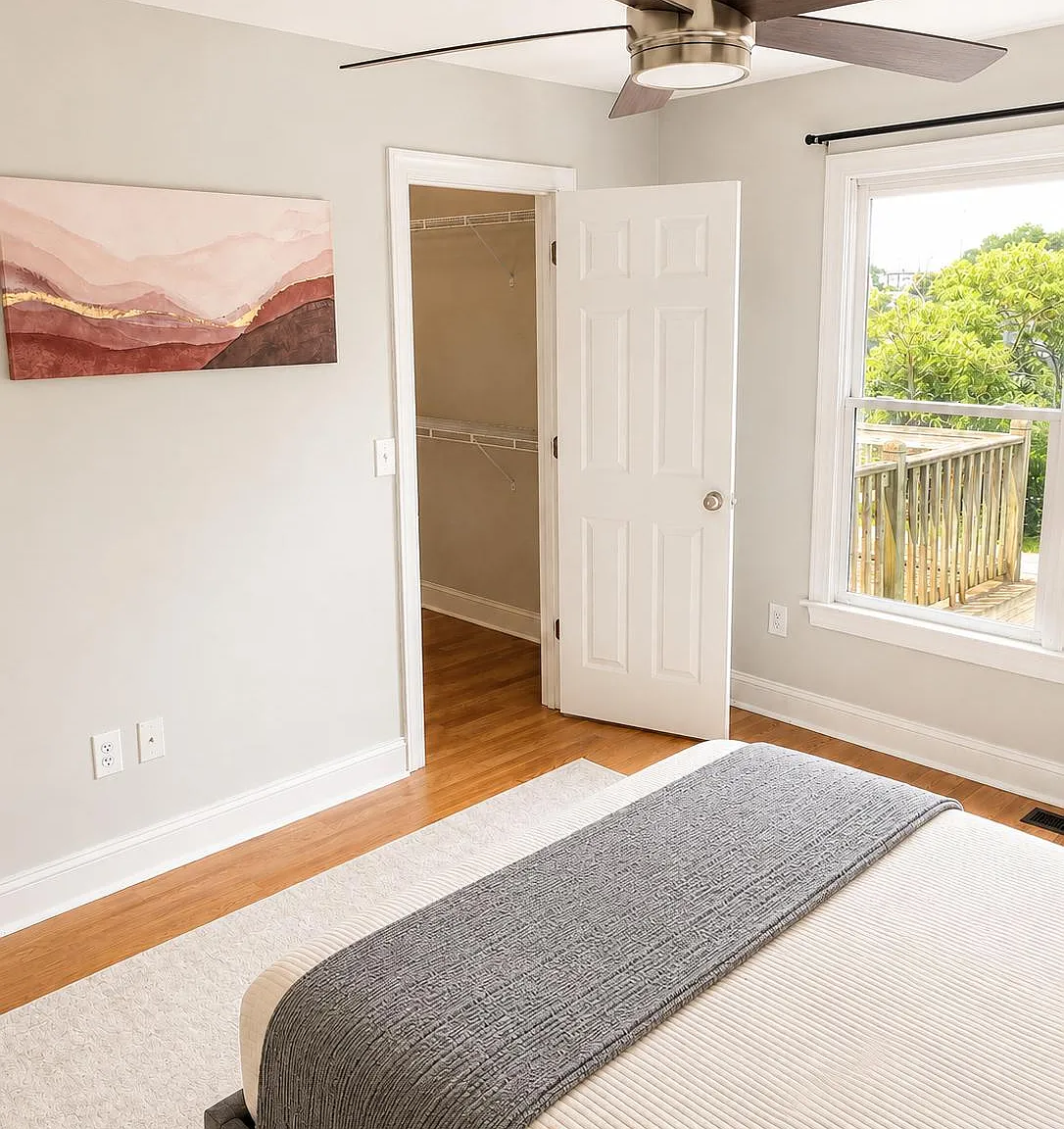 3 bed, 2.0 bath, 1250 sqft, $1,546 — Photo 2