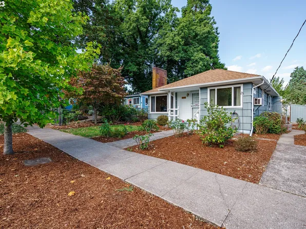 7825 SE Taylor St, Portland, OR 97215