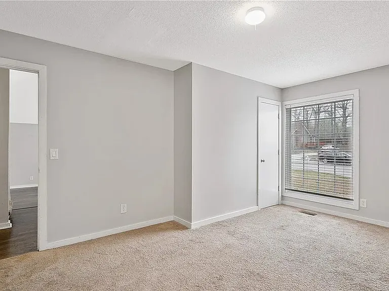 316 Whipple Tree Ln — Photo 39