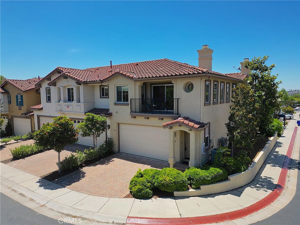 1st image of 1341 Isabella Way