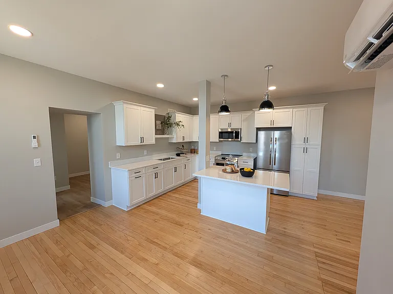 1 N Minnesota St #201 — Photo 8